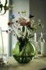IKEA lance les vases KONSTFULL conçus par Ilse Crawford