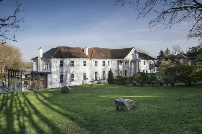 maison d'uri geller à vendre dans le berkshire