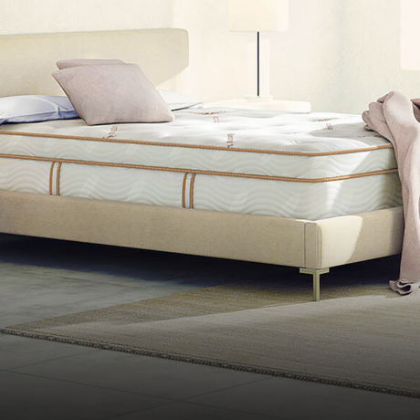 Matelas hybride en latex Saatva