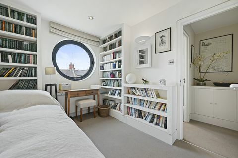 maison étroite de londres avec des tas de lumière à vendre