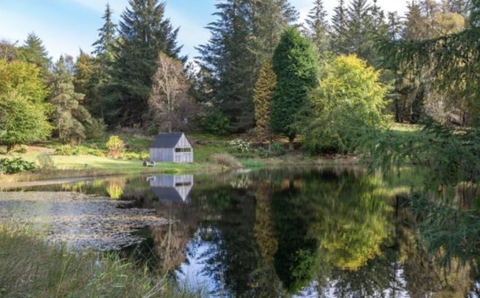 Le château à vendre dans la campagne écossaise est la retraite ultime à distance