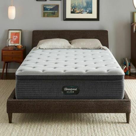 Matelas à plateau-coussin en peluche argenté de 16 pouces