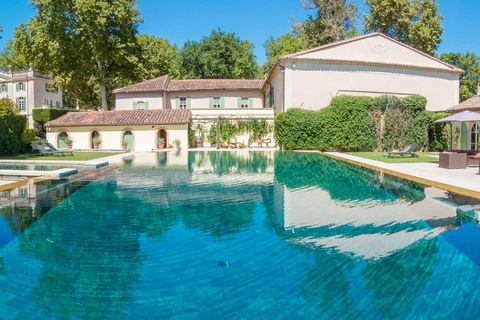 Piscine Airbnb en plein air