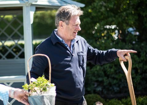 Série ITV Love Your Garden avec Alan Titchmarsh - juin 2017