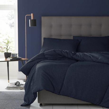 Ensemble de couette et oreillers bleu marine sans couverture Silentnight