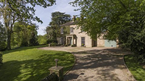 Trafalgar House - Country Durham - voiture - Savills