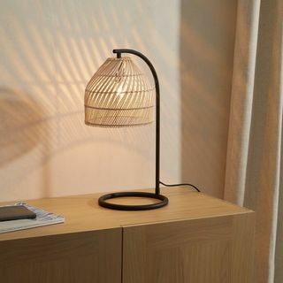 Lampe de table Java Overreach, rotin naturel