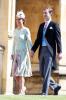 Pippa Middleton enceinte arrive au mariage royal dans une robe verte et rose à fleurs