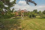 Cette maison de campagne de 12 chambres à vendre dans le Berkshire a été construite par l'huissier de la reine Elizabeth I