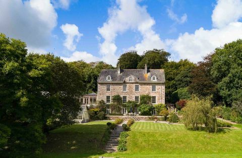 The Old Rectory - Helston - Cornouailles - avant - OnTheMarket.com