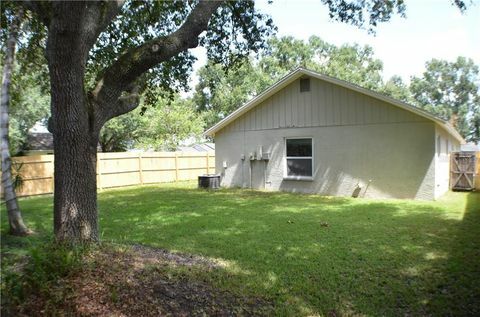 Cour d'une maison en Floride