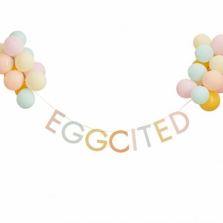 'Eggciting' Bruant de Pâques avec des ballons