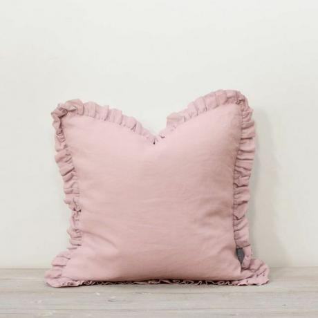 Coussin à volants en lin Oli Blush