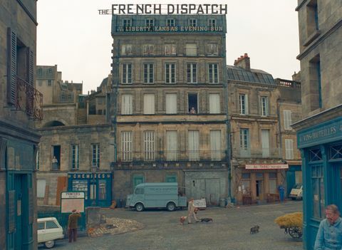 la dépêche française wes anderson production scénographie lieux de tournage