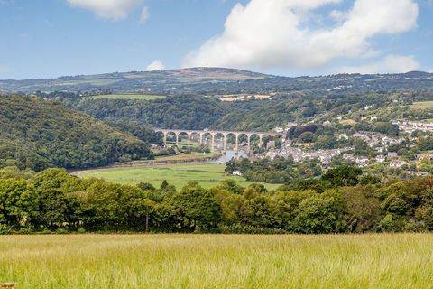 Rumleigh House - Yelverton - Devon - viaduc - Strutt et Parker