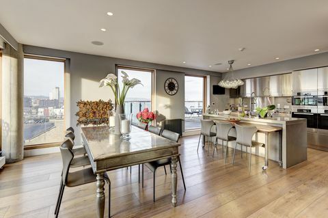 Penthouse de l'immeuble Henson - cuisine et salle à manger - Beauchamp Estates