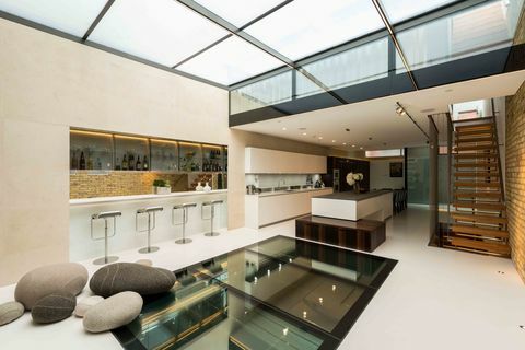 Cuisine Infinity House, Sotheby's