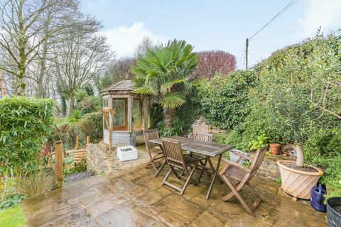 jetez un coup d'œil à l'intérieur de ce cottage des Cotswolds du 17ème siècle à vendre