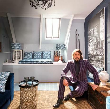 Laurence Llewelyn Bowen à la maison