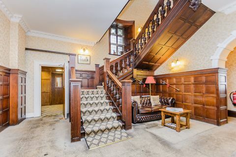 Château d'Otterburn, Northumberland ESCALIER