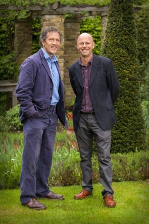 rhs chelsea flower show monty don et joe swift