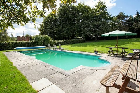 Portman Lodge - Durweston - Dorset - piscine - Savills