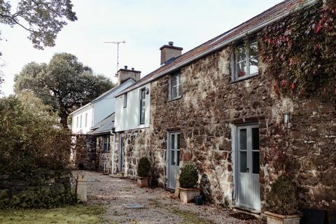 Voir à l'intérieur de cette ferme de luxe rustique à vendre au Pays de Galles