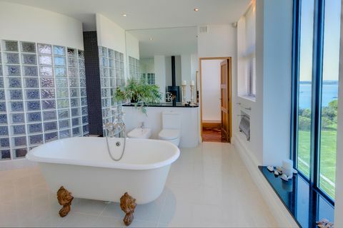 Victoria House - Cattedown - Plymouth - salle de bain - Savills