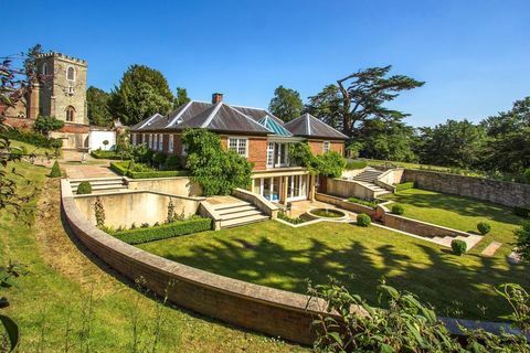 Vieux jardin des cèdres, Savills