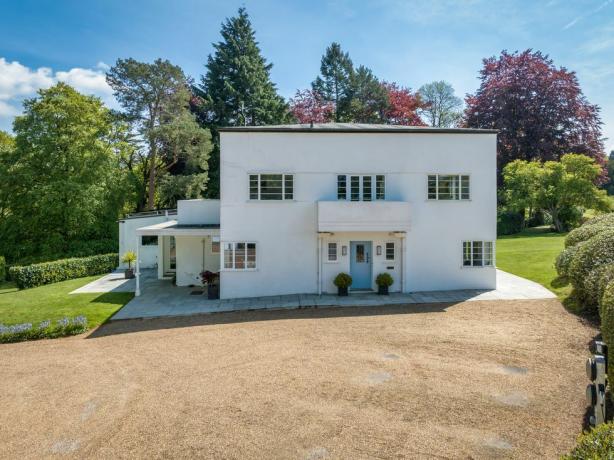 Maison art déco des années 1930 à Surrey