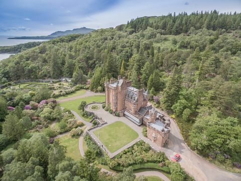 Château de Glenborrodale, Ecosse à vendre avec deux îles