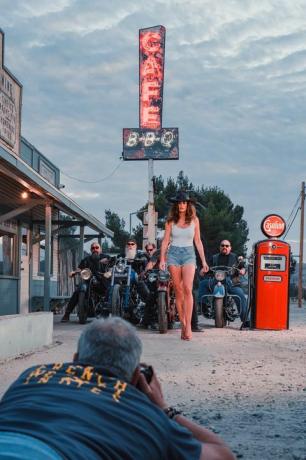 cindy crawford recrée la pub pepsi de 1992