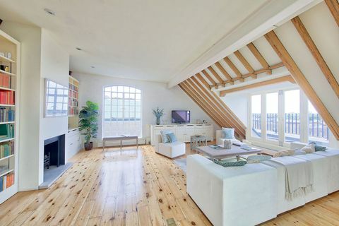 Photo de conversion de l'entrepôt de peinture de Fulham