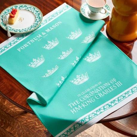 Torchon Couronnement de Fortnum