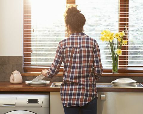 Femme, vaisselle, vaisselle, cuisine