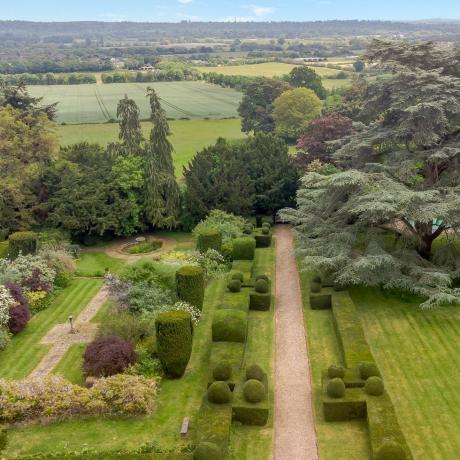 maison du vent dans les saules auteur à vendre dans le berkshire