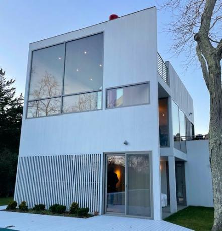 charles gwathmey michael tolan maison robert siegel amanagestt hamptons new york